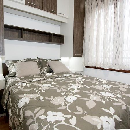 Apartment Iris เบลเกรด ภายนอก รูปภาพ