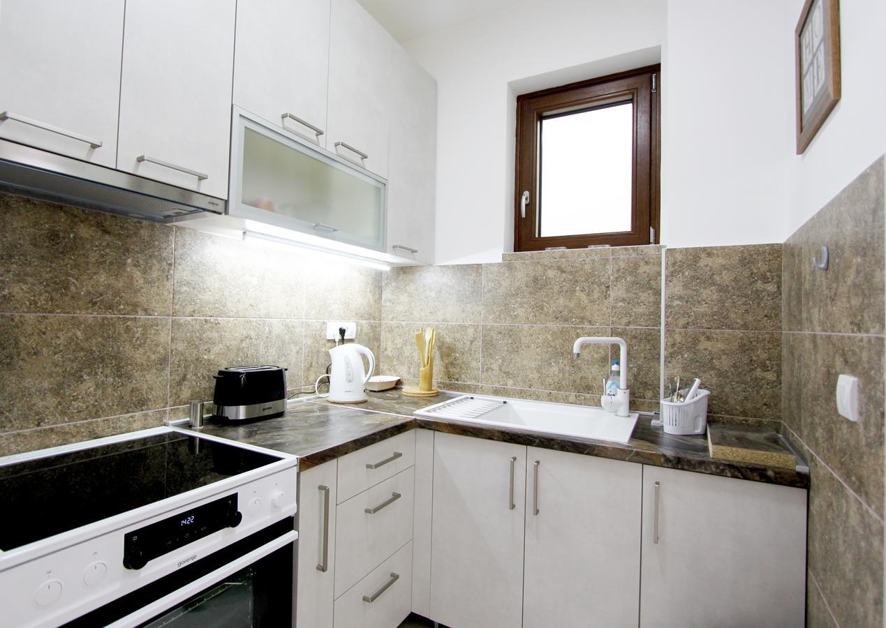 Apartment Iris เบลเกรด ภายนอก รูปภาพ